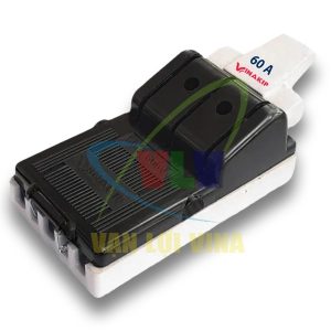 Cầu dao đế sứ 3 pha VINAKIP